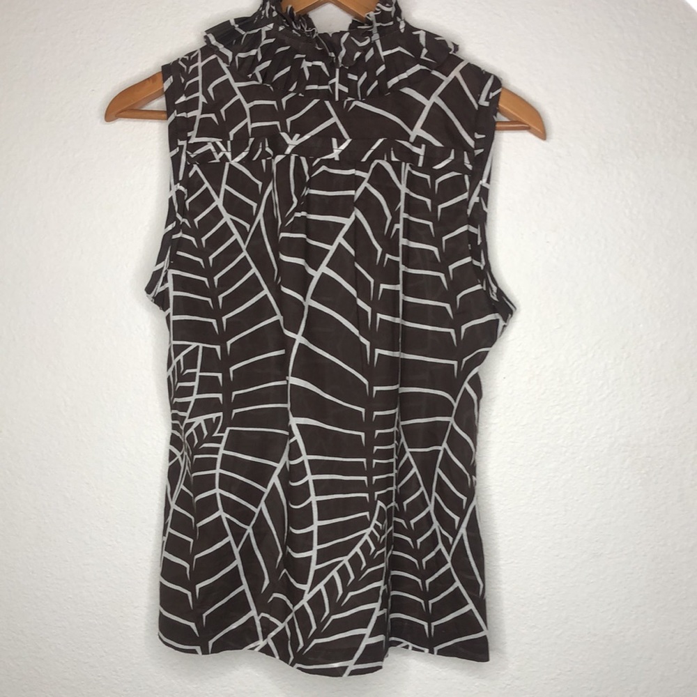 🤎Tory Burch short sleeve shirt🤎 - Picture 4 of 5